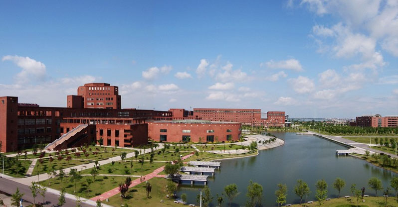 江西師范大學旭潔洗地機客戶案例-<a href=http://m.llamkos.com target=_blank class=infotextkey>洗地機生產廠</a>家